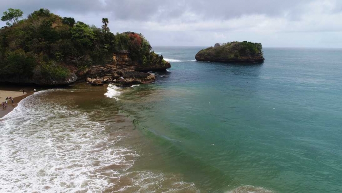 Pantai Ungapan, JLS Malang (koleksi pribadi)