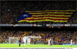 Bendera Catalunya di Nou Camp (http://catalonianewstate.blogspot.com/)