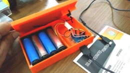 Ada 4 baterai yang dibenamkan dalam SIP. (Foto: Gapey Sandy)