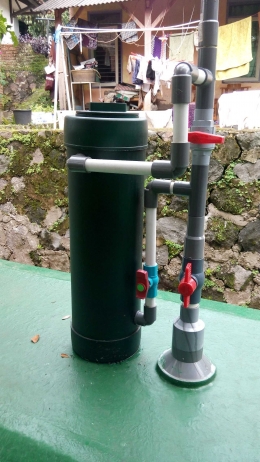 Pipa untuk menyalurkan biogas ke tempat penampungan (dok.pribadi)