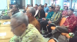 Tim wredatama Kalbar kelihatan segar-bugar dalam acara pertemuan di Aula Gubernuran Sumbar, Jalan Jenderal Sudirman, Padang, Kamis (5/10/2017). DOK ADI BERMASA
