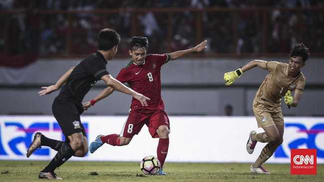 Ekspresi Witan Sulaiman sebelum mencetak gol pembuka ke gawang Thailand U-19 (CNNIndonesia)