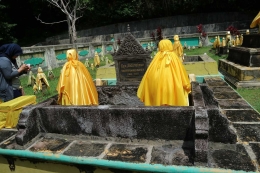Makam Raja Abdurrahman. | Dokumentasi Pribadi 