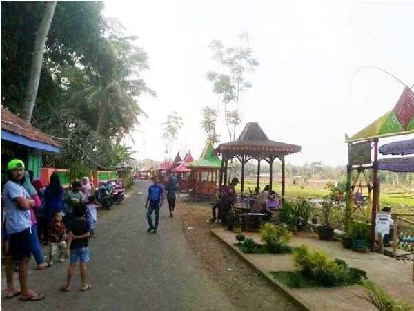 Jelang sore baru mulai ramai (foto: dok pri)