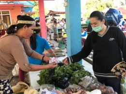 Serah, Petani Sekaligus Pedagang di Pasar Inai| Dokumentasi pribadi
