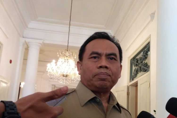 Pelaksana harian Gubernur DKI Jakarta Saefullah di Balai Kota DKI Jakarta, Senin (16/10/2017). 