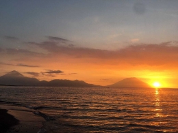 Sunset di pulau Maitara dan Tidore | Dok. Pribadi