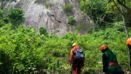 Menuju titik awal pendakian (Dokumentasi Pribadi)