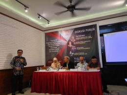 Yustinus Prastowo, Direktur Eksekutif CITA turut jadi pemateri di acara diskusi publik tersebut - Foto: Zulfikar Akbar