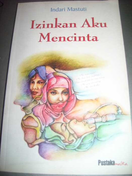 Novel debutan pertamanya, Izinkan Aku Mencintai, terjual bak pisang goreng (www.ibu-ibudoyannulis.com).