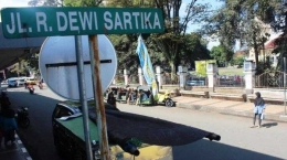 Ilustrasi: Nama Jalan Dewi Sartika di Garut (Foto: jabar.tribunnews.com)