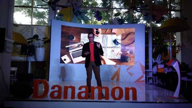 Toni Darusman, Chief Marketing Office Danamon saat peluncuran Danamon Digital Journey'18