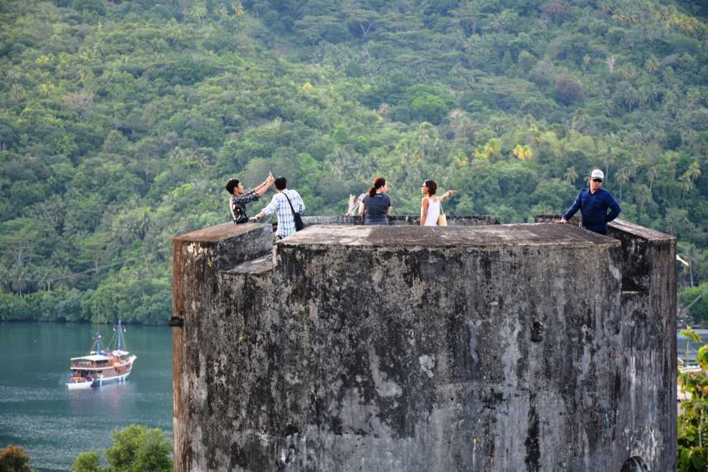 View dari Benteng Belgica (foto: Kamaruddin Azis)