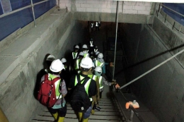 Turun ke lantai 2 bawah tanah. (foto Rahab Ganendra)