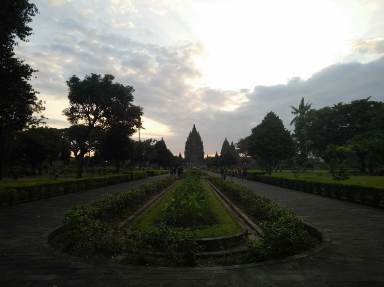 Kompleks Candi Prambanan|Dokumentasi pribadi