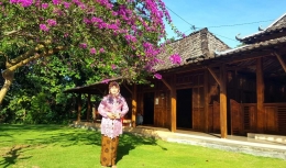 Rumah penduduk dengan halaman yang cantik di Desa Mangunan, Bantul, DIY (dok. pri).