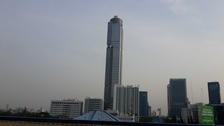 Gedung tertinggi di Indonesia saat ini, Gama Tower (Dokumentasi Pribadi)