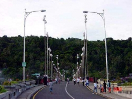 Jembatan Siti Nurbaya (sumber gbr; jampangwordpress.com)