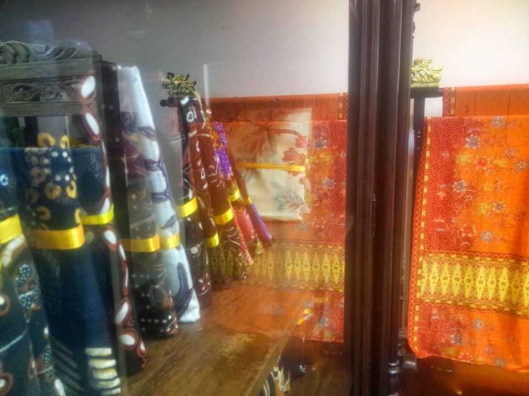 Tarian Jemari dan Rahasia di Balik Nama Batik Jaheselawe Tarian Jemari dan Rahasia di Balik Nama Batik Jaheselawe