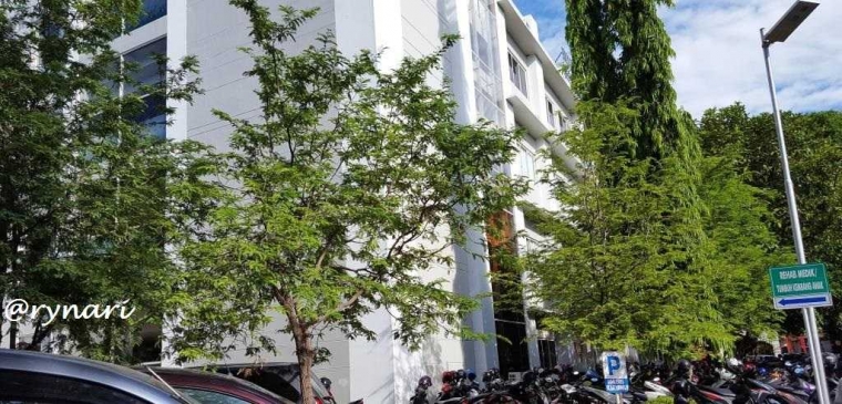 Jajaran Asam Jawa Flora Identitas Kota Semarang di RS Dr. Kariadi (dok pri)
