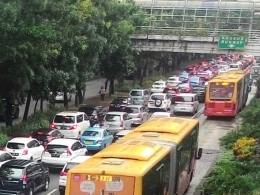 Perlu solusi tepat untuk mengatasi macet di Jakarta dan sekitarnya (foto: widikurniawan)