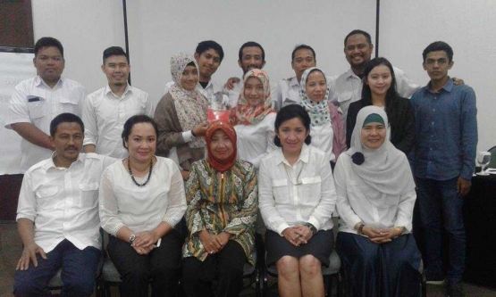 Foto bersama para pegawai Kementerian PU dan Perumahan Rakyat (dok.pribadi)