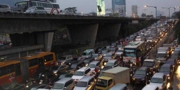 Potret kemacetan di kawasan Slipi, Jakarta. Gambar: www.kompas.com