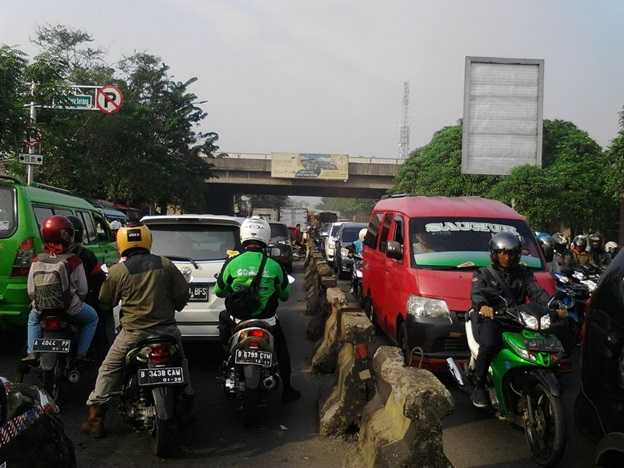 Perlunya transportasi publik untuk mengurangi kemacetan Jakarta (Sumber: dokumen pribadi)