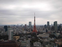 Tokyo Tower dipandang dari Roppongi Hills (Dokumentasi Pribadi)