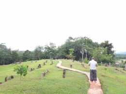 komplek makam mahligai bernisankan batu kali, dokumen pribadi