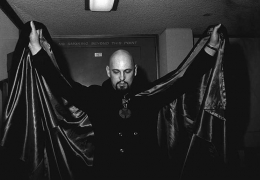 Anton LaVey sang pendiri Satanisme (laweekly.com)