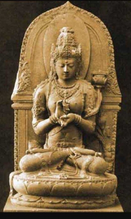 Arca Prajnaparamita dari Singasari (Foto: Museum Nasional Indonesia)