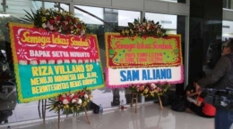 Karangan bunga yang dikirim Sam Aliano untuk Setya Novanto (Sumber: Wartakota Tribunnews.com)