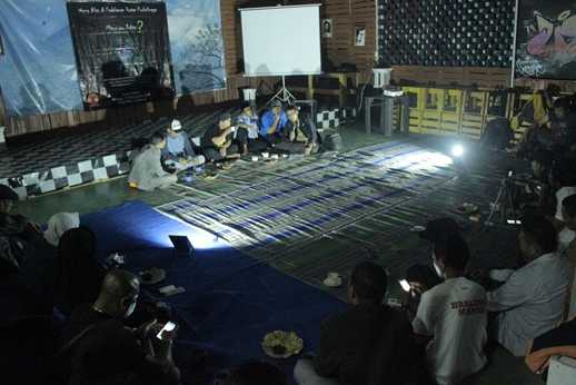 Suasana Diksusi Menyingkap Kabut Keberadaan Wong Alas (Dok. PPA Gasda)