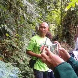Kang Piloy, pemandu selama trekking dengan pengetahuan herbalnya |Dokpri