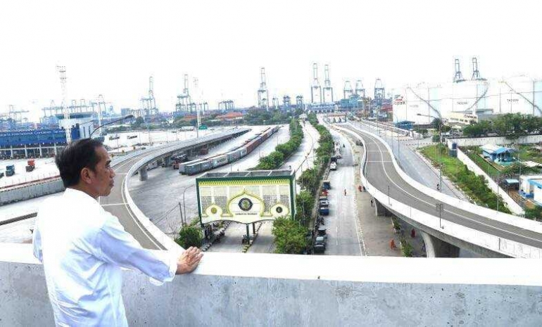 Presiden Joko Widodo Sabtu (15/4/2017), saat meresmikan Jalan Tol Akses Tanjung Priok, Jakarta Utara. Sumber: Presiden.go.id
