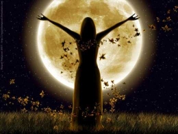 sumber :Full Moon Magic /www.exemplore.com