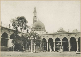 Masjid Nabawi tempo dulu (pinterest.com)