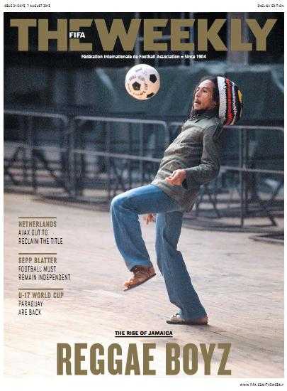 (Aksi Bob Marley dengan bola/sumber foto dilansir dari The Weekly,FIFA Magazine)