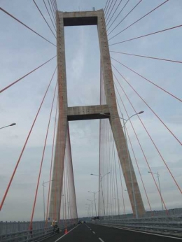 Puncak Jembatan Suramadu (dok.asita)