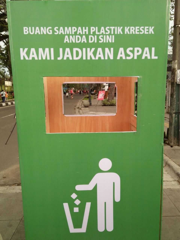 Buang sampah kresek disini/dokumentasi pribadi
