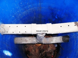 Instalasi paralon untuk aerasi dalam komposter (dok.pri)