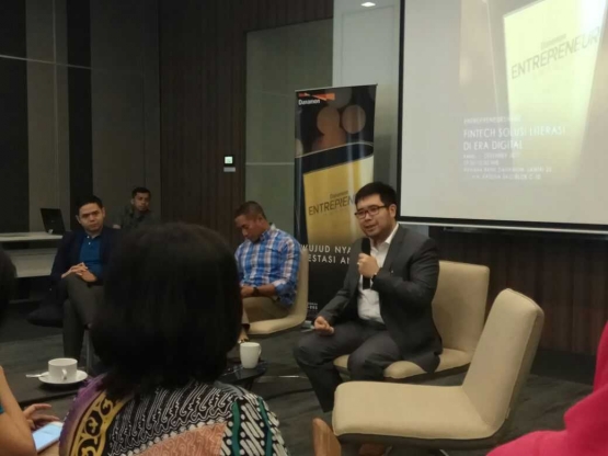 Marshall Pribadi tengah berbagi tentang PrivyID (foto dokpri)