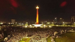 Sumber:https://foto.tempo.co/read/61541/ribuan-orang-hadiri-reuni-212-di-monas