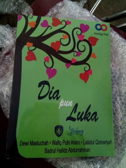 Buku Antologi Puisi karya anak-anak SMK (Dokrpi)
