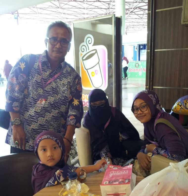 Sohib Ferry Is Mirza owner Travel Al Multazam Utama Nusantara (Dok. CakFadim)