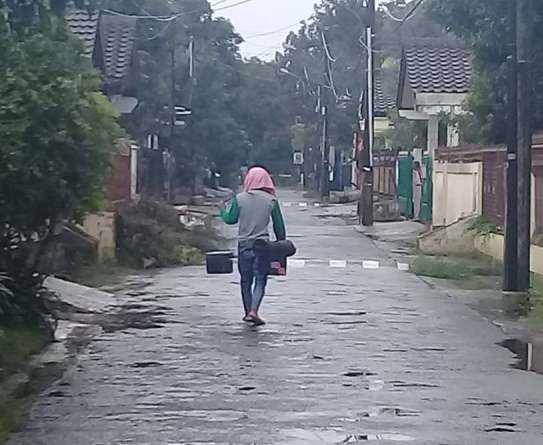 tukang jasa cukur Thamrin Pesan Sepatu Sponsor Sol Tukang oleh Dahlan tukang jasa cukur Thamrin Pesan Sepatu Sponsor Sol Tukang oleh Dahlan