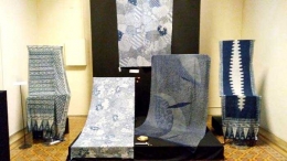 Sejumlah batik yang dipamerkan APPBI hingga 7 Januari 2018 di Museum Tekstil, Jakarta. (Foto: Gapey Sandy)