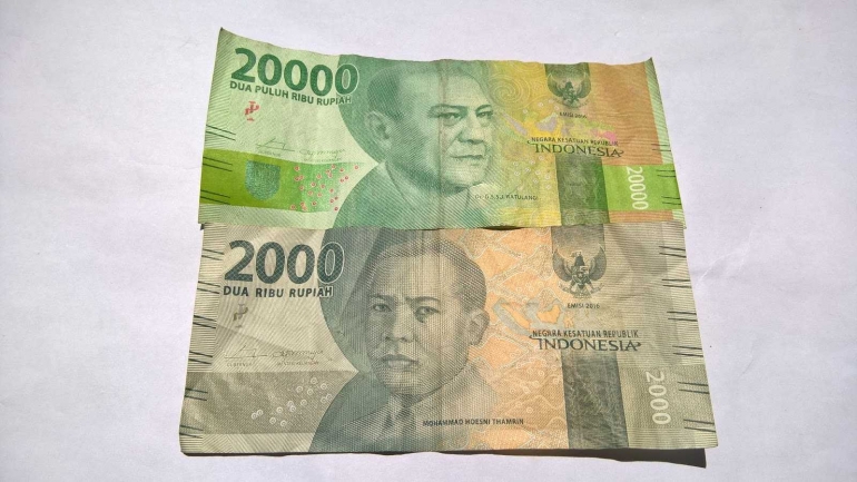 Tampilan uang baru 2000 dan 20000 (djangkarubumi)