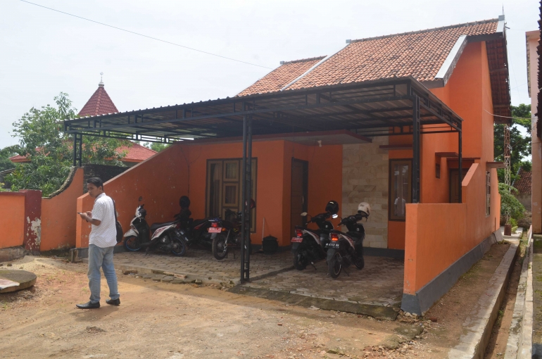 Rumah Dinas Camat Larangan (Foto: Hasan Basri/kompasiana)
